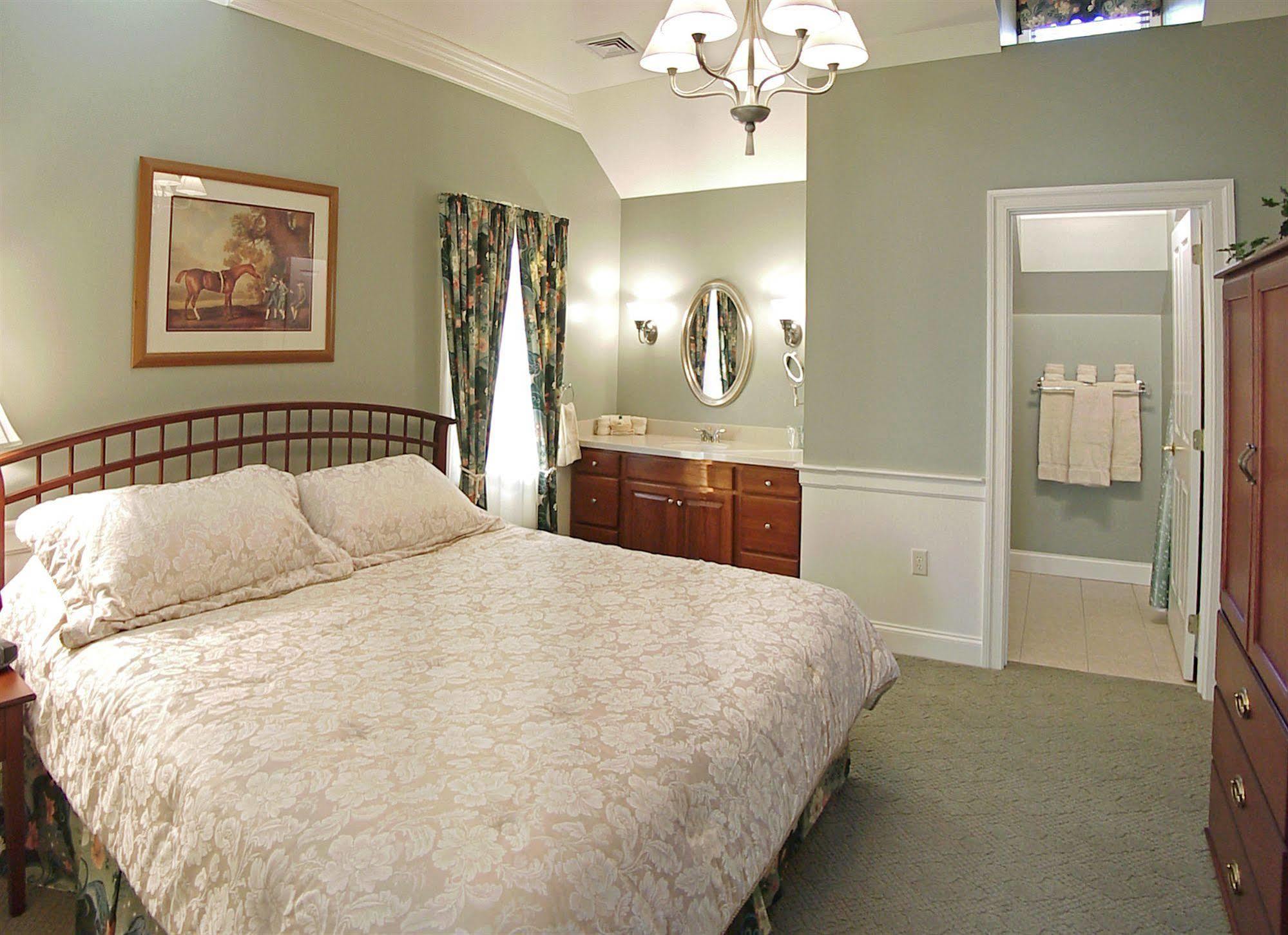 Bed & Breakfast Village & 3*