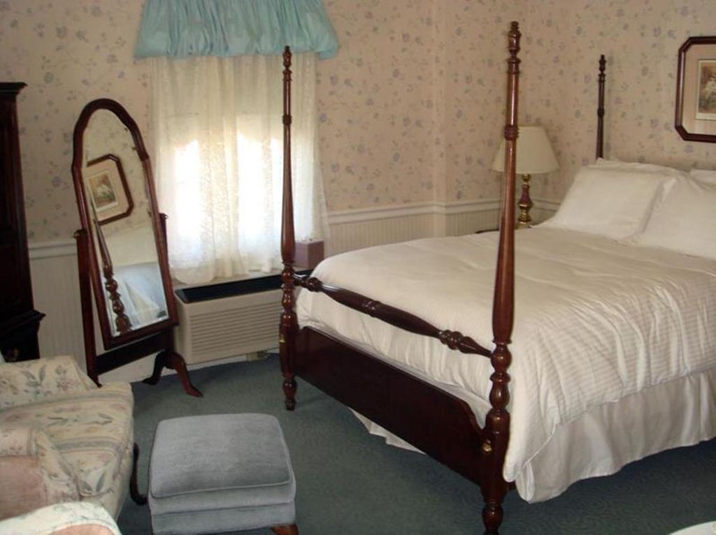 Bed & Breakfast Village & Bird-in-Hand